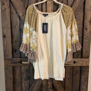 Women’s Flowy blouse